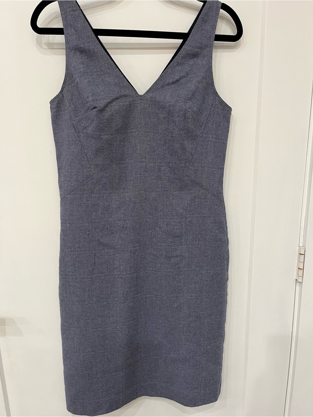 Banana Republic Sleeveless V-Neck Midi Dress in Heather Blue-Gray